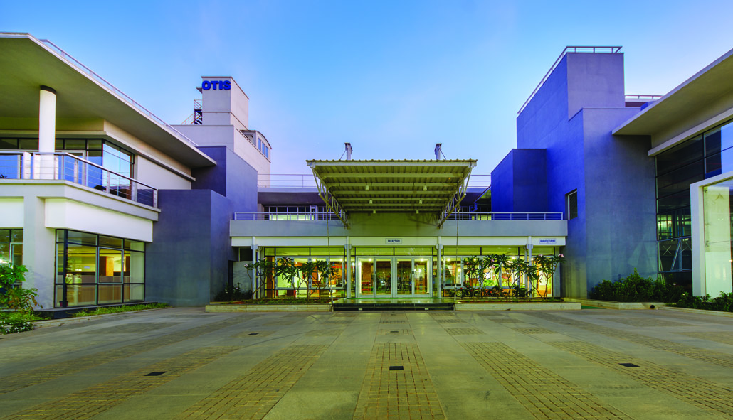 On the move Construction Week India