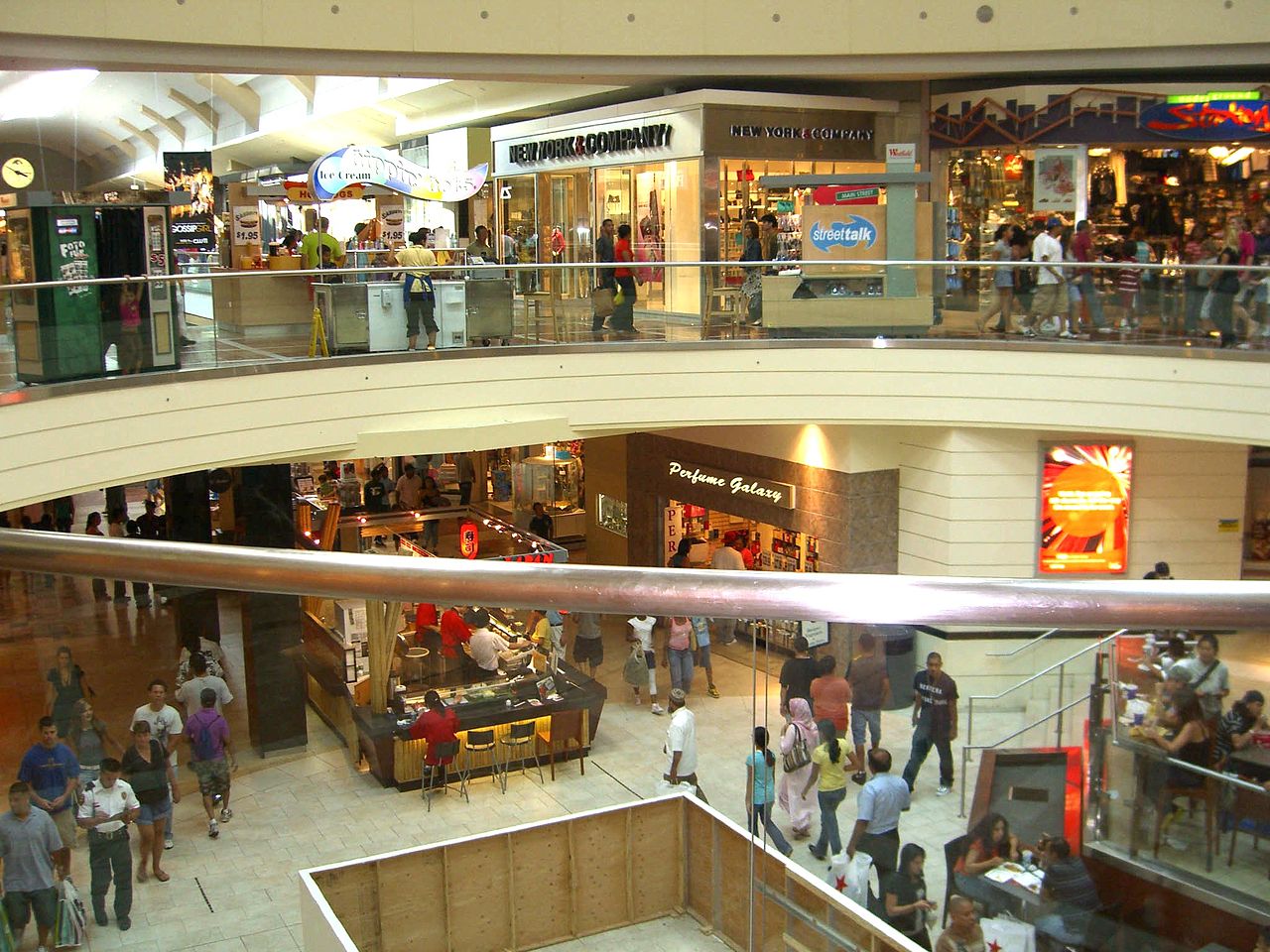 Lulu Group may infuse Rs 1,500 crore to develop mall in Noida -  Construction Week India