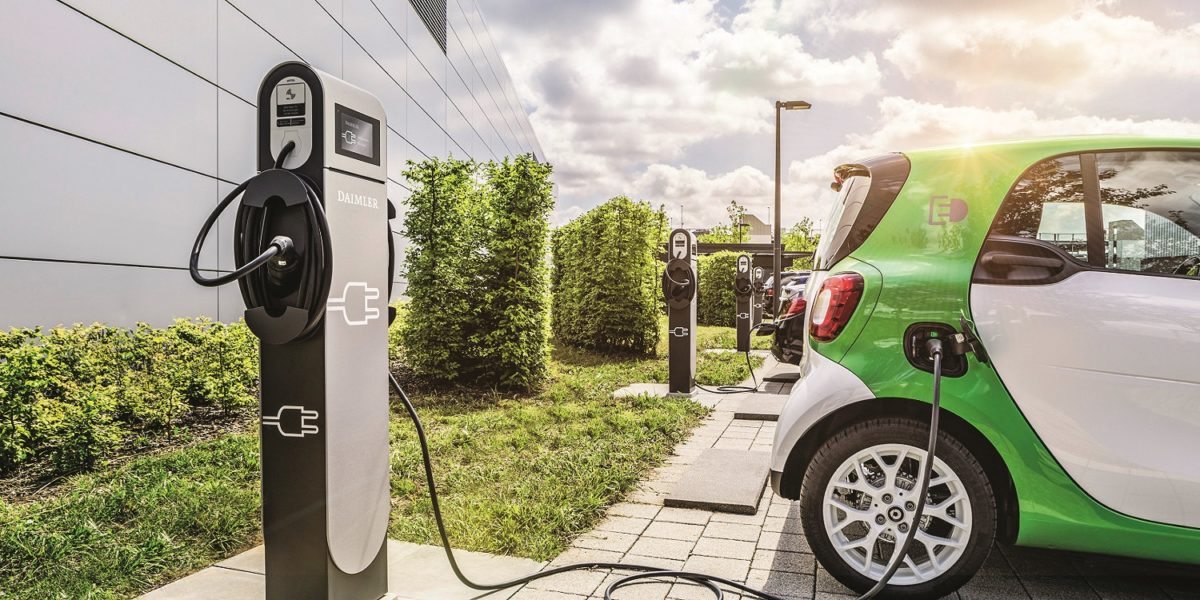 Tata Power, HPCL to set up EV charging stations at its petrol pumps -  Construction Week India