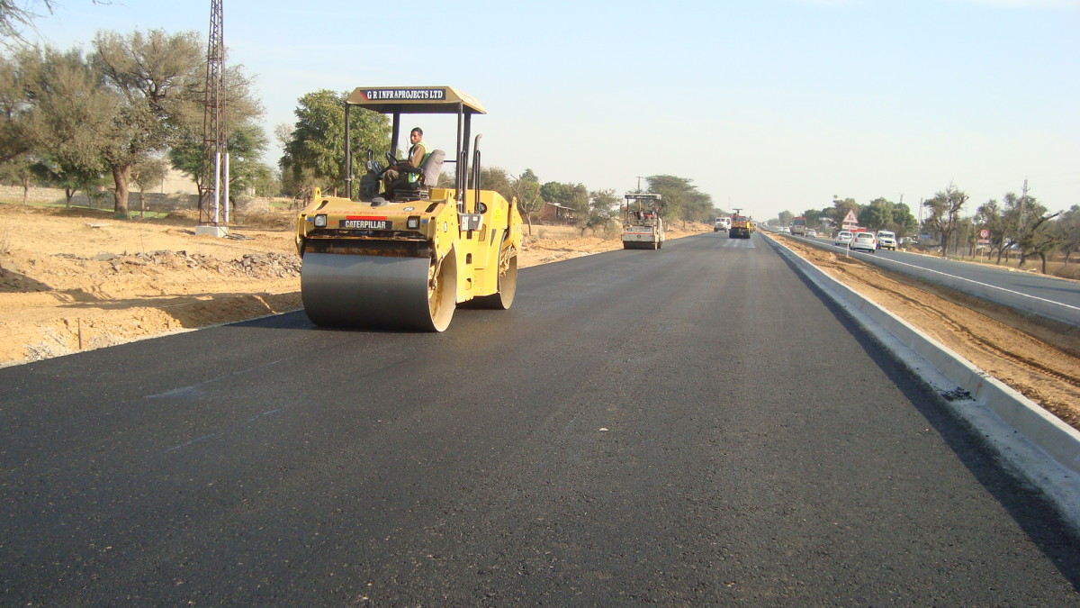 paving-sustainable-roads-construction-week-india