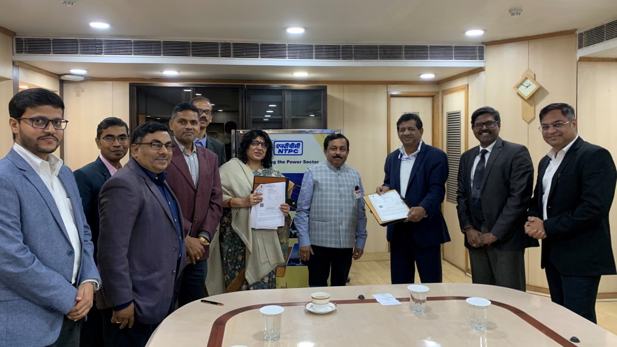 Maire Tecnimont Group, NTPC sign MoU to develop green methanol project -  Construction Week India
